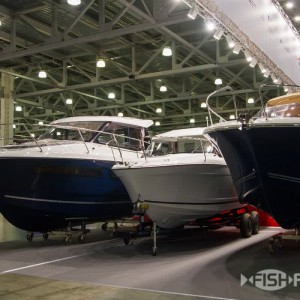 Катер каютный Jeanneau Merry Fisher 855 (Жаннью Мери Фишер 855)
