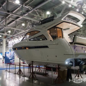 Красивая яхта Galeon (Галеон) 340 Fly (Флай)