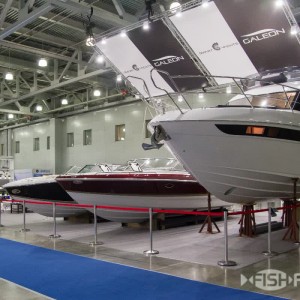 Красивая яхта и катера от компании Galeon (Галеон)