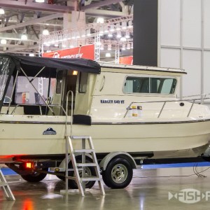 Красивый катер Ranger 640 HT (Рейнджер 640 ЭйчТи)
