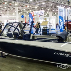 Моторная лодка Салют NewLine 430 (Ньюлайт 430) (2)