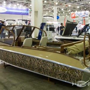 Моторная лодка Салют NewLine 460 (Ньюлайт 460) (1)