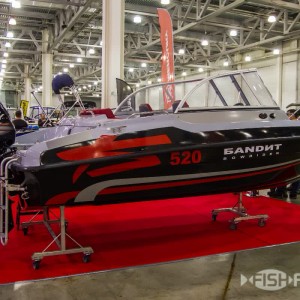 Моторная скоростная лодка Бандит- 520