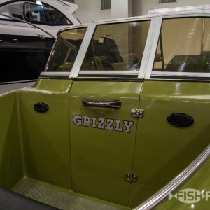 Надежный катер Grizzly 470 DC New (Гризли 470 ДиСи нью) (3)