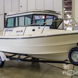 Надежный катер Ranger 580 HT (Рейнджер 580 ЭйчТи)
