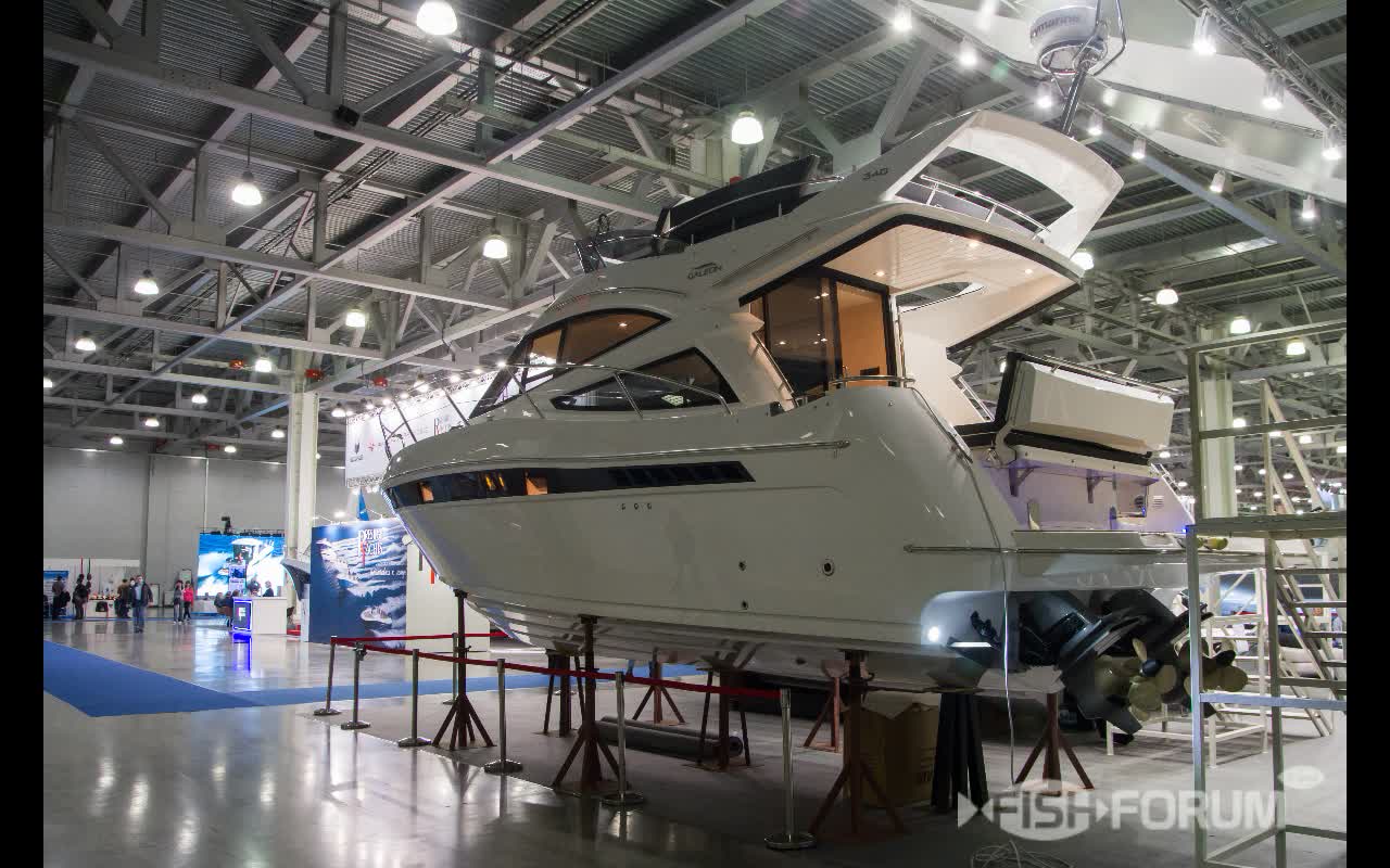 Красивая яхта Galeon (Галеон) 340 Fly (Флай)