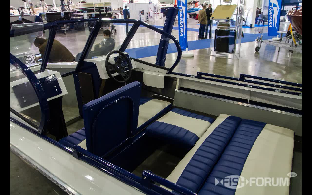Моторная лодка Салют NewLine 430 (Ньюлайт 430) (1)