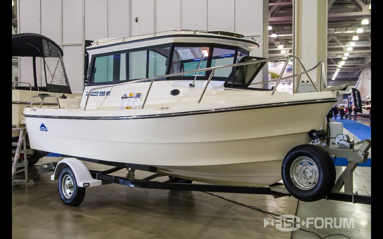 Надежный катер Ranger 580 HT (Рейнджер 580 ЭйчТи)